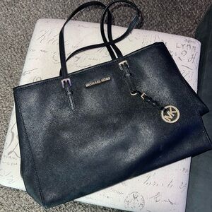 Michael Kors 10x14 leather tote